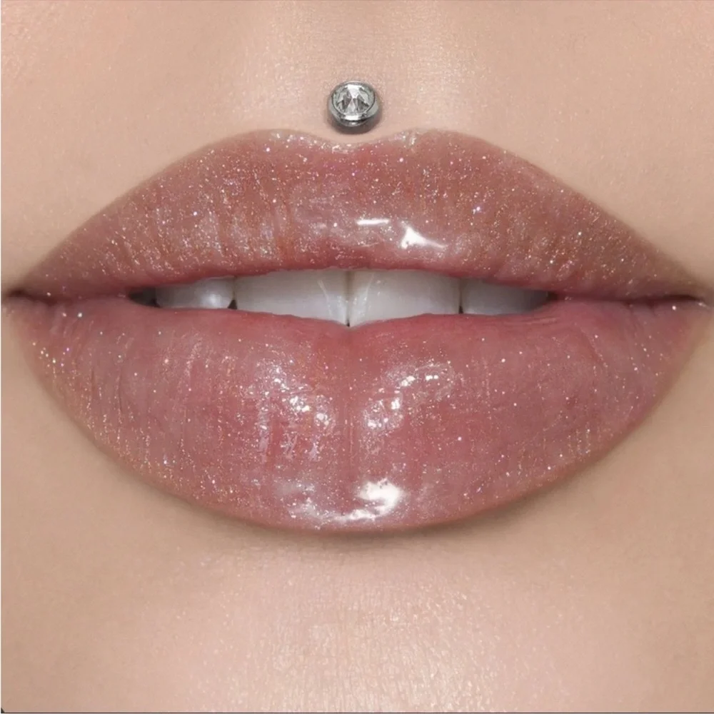 Jeffree Star The Gloss • Pretzel Drip